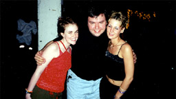 00051301.jpg [5/13/2000]