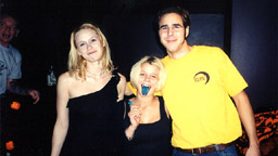 01102707.jpg [10/27/2001]