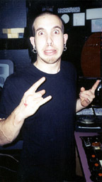 02071802.jpg [7/18/2002]