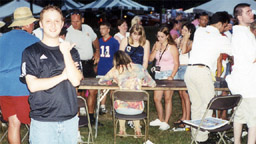 02080302.jpg [8/3/2002]