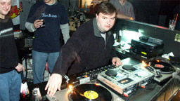 02100504.jpg [10/5/2002]