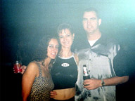 4x3/991122.jpg [11/22/1999]